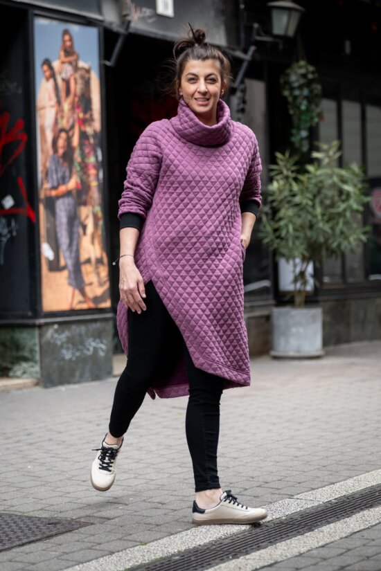 AM566 aszimmetrikus pulcsiruha - mályva